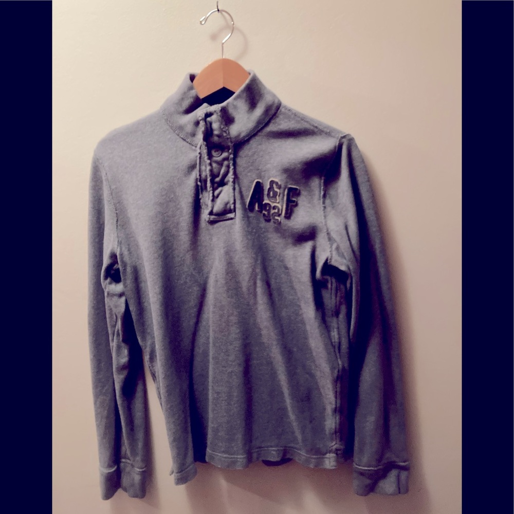 A & F SWEAT